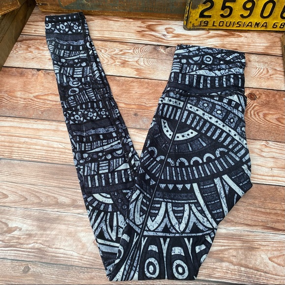 ✨ NIYAMA SOL RARE VINTAGE SHINER TRIBAL ENDLESS HI-WAIST LEGGING XS - Picture 5 of 11